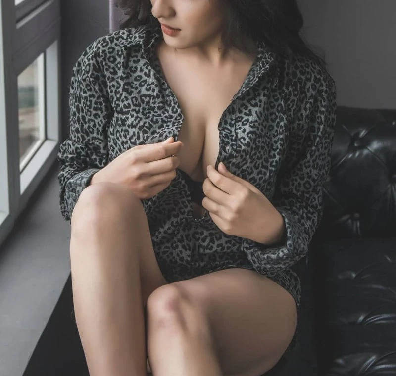 Seductive Vietnamese Cuties: Sultry Beauties from Vietnam