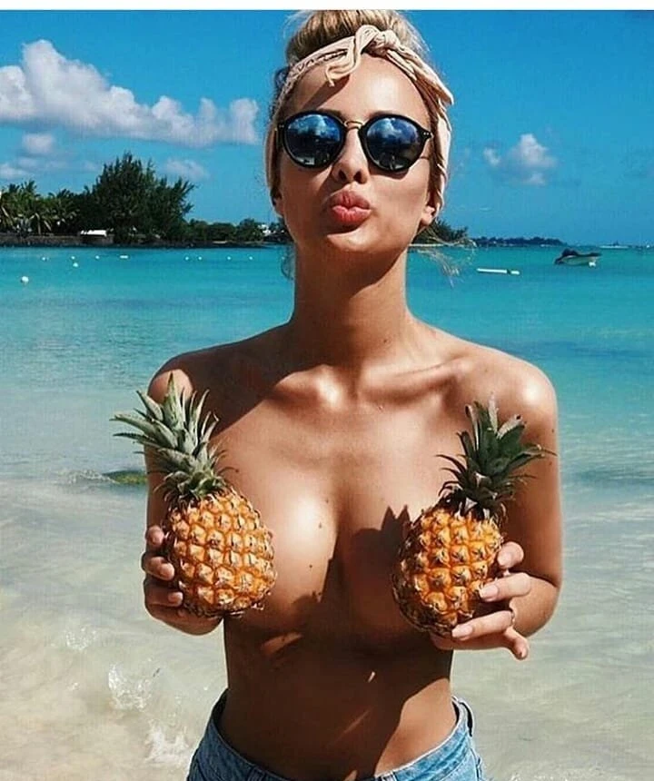 Sun-Kissed and Seductive Bikini Babes: Hot and Tempting Girls in Swimwear