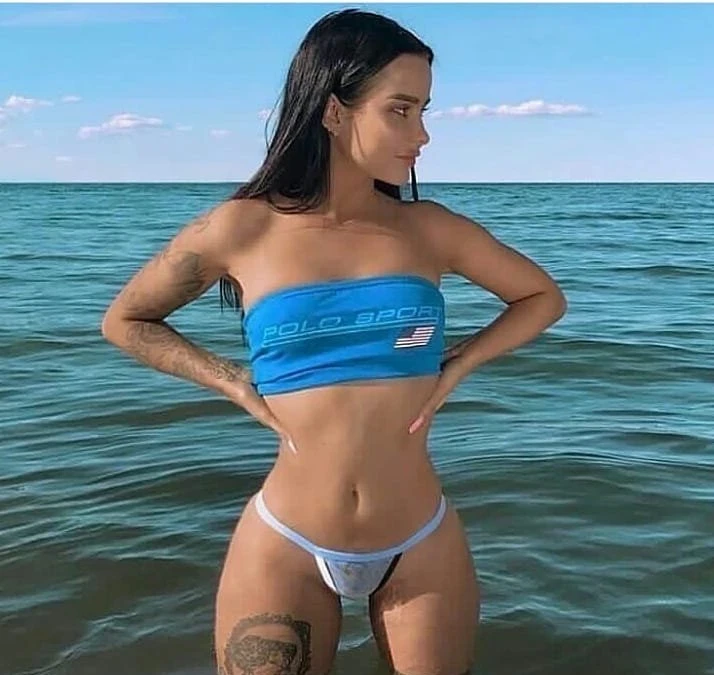 Sun-Kissed and Seductive Bikini Babes: Hot and Tempting Girls in Swimwear