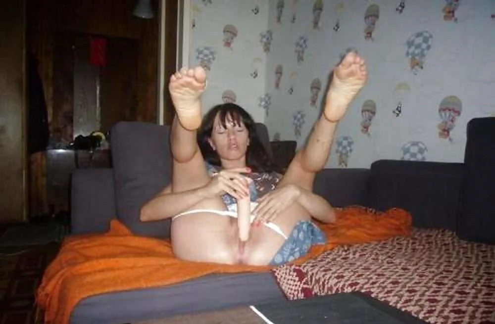 Hot Amateur Wife Alina's Explicit Sex Photos