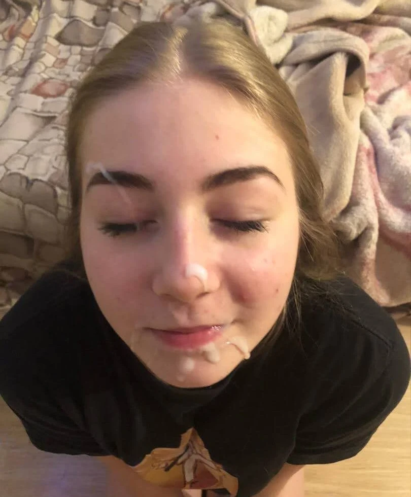 Anya Loves Cum: Explicit Amateur Porn Photos