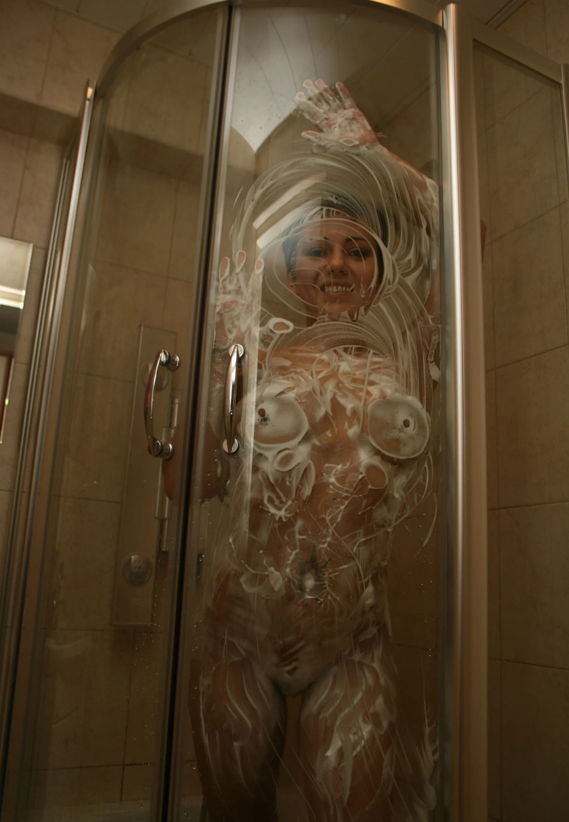 Private Photographer's Archive - Nude Lily in Bath - Explicit Amateur Photos