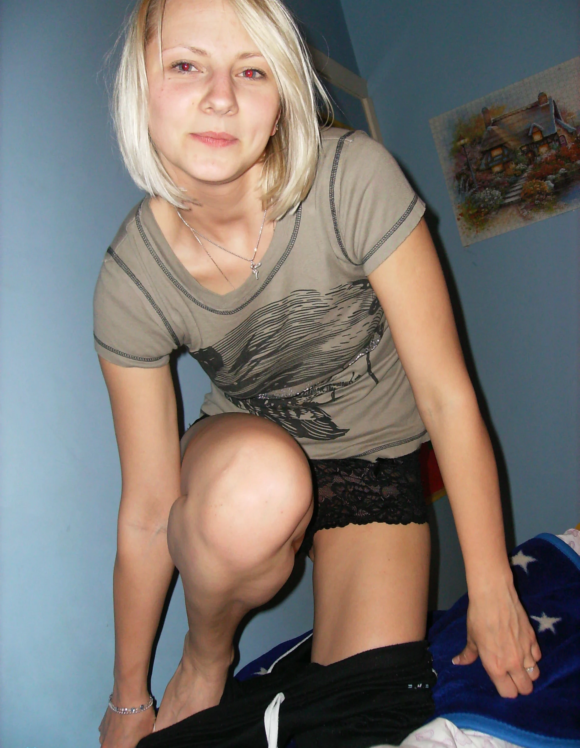 Blonde Slut Amateur Porn Photo: XXX Explicit Content!