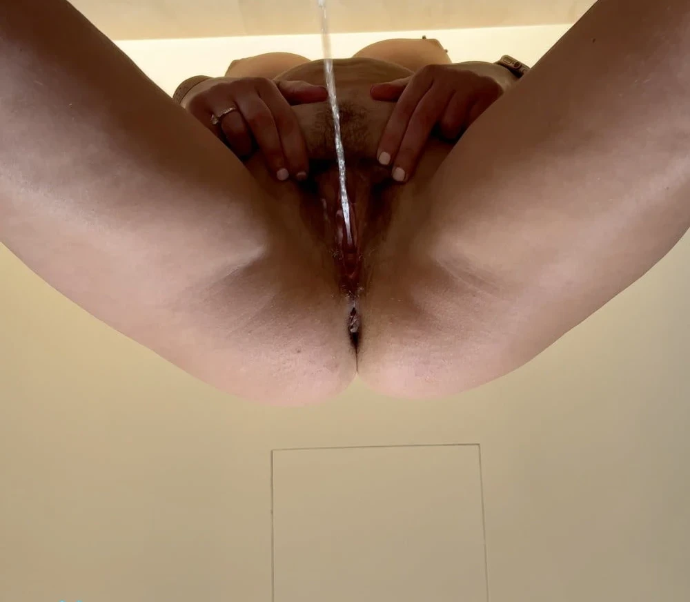 Blonde Babe Plays with Cock: Amateur Porn Pic