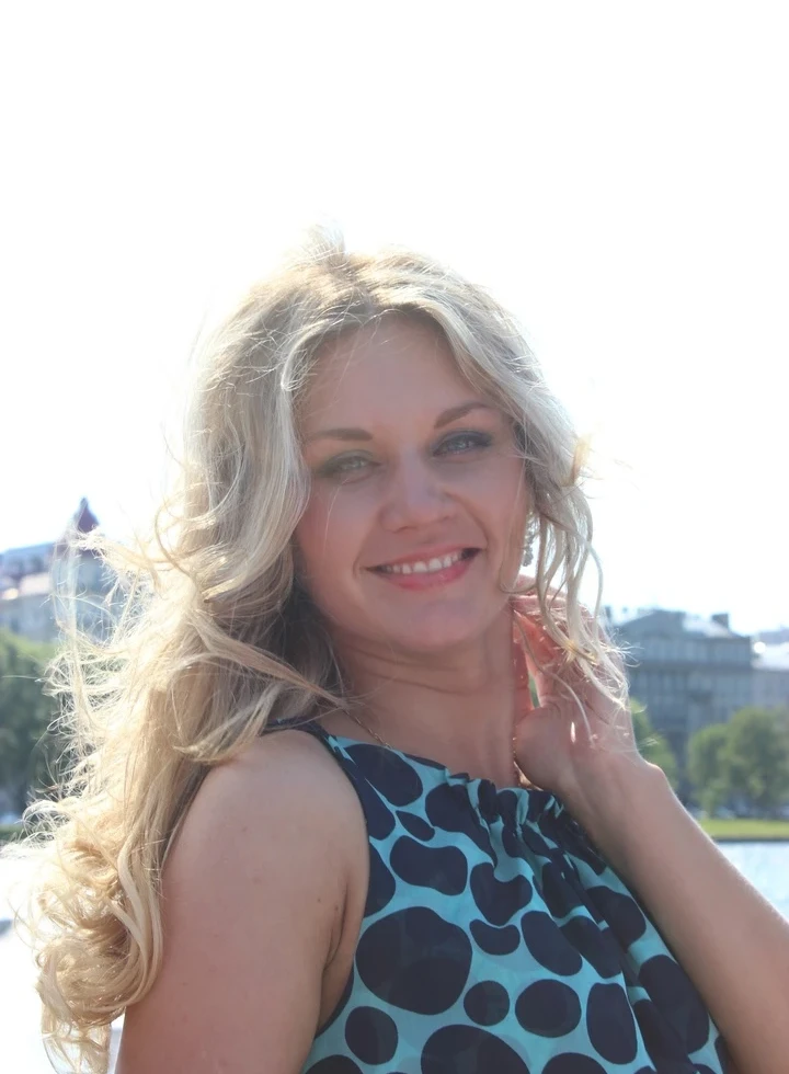 Blonde Sucks and Licks Balls - Explicit Amateur Porn Photo