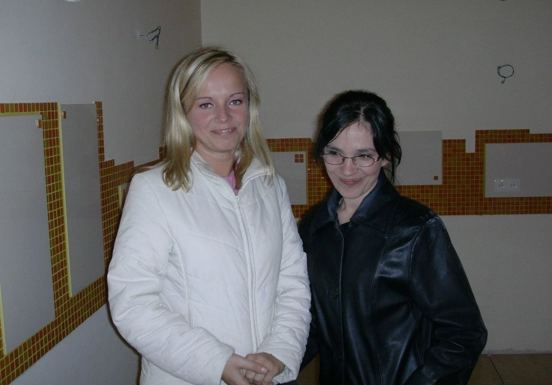 Amateur MILF Sucks Cock and Shows Pussy - Explicit Homemade Porn Photo