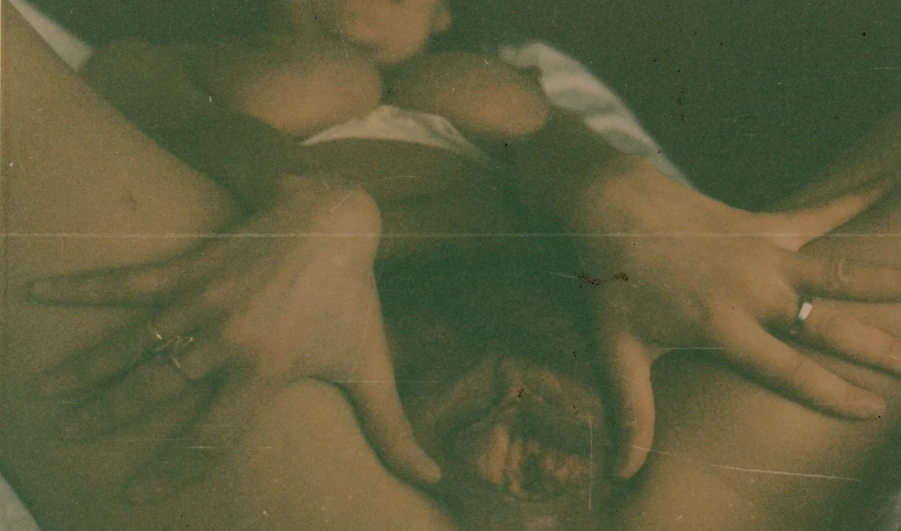 90s Girl Hardcore Sex: Amateur Porn Photos