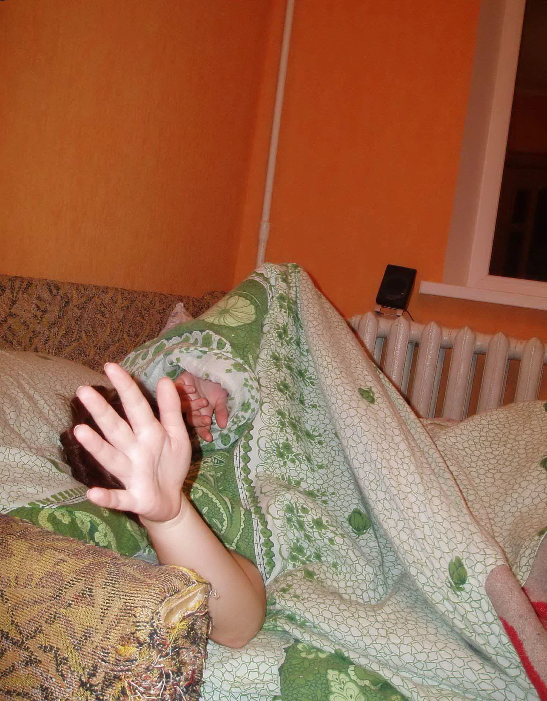 Wild Amateur Couple's Explicit Photo Shoot: Hardcore XXX Action!