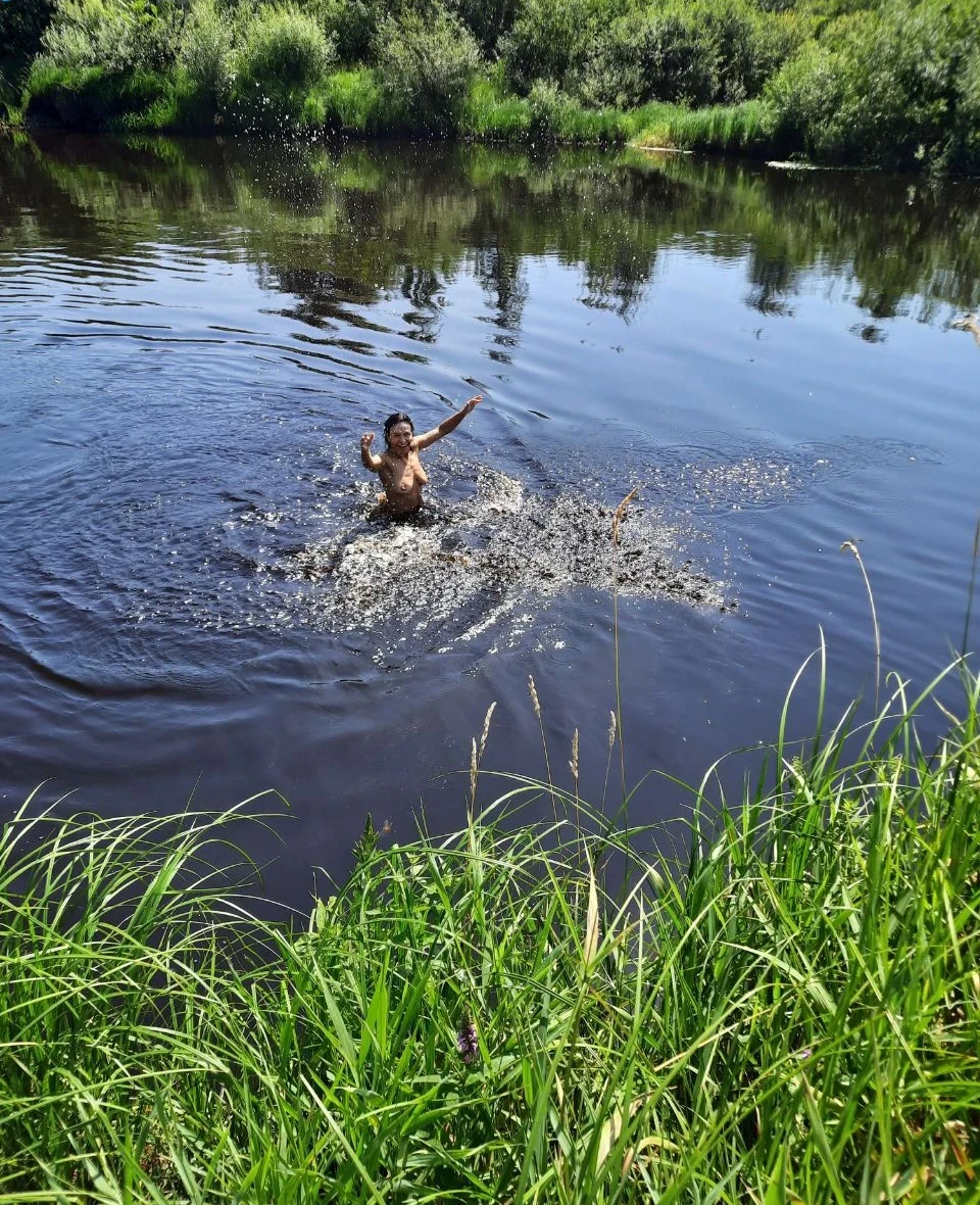Hot Summer River Blowjob Amateur Porn Photo