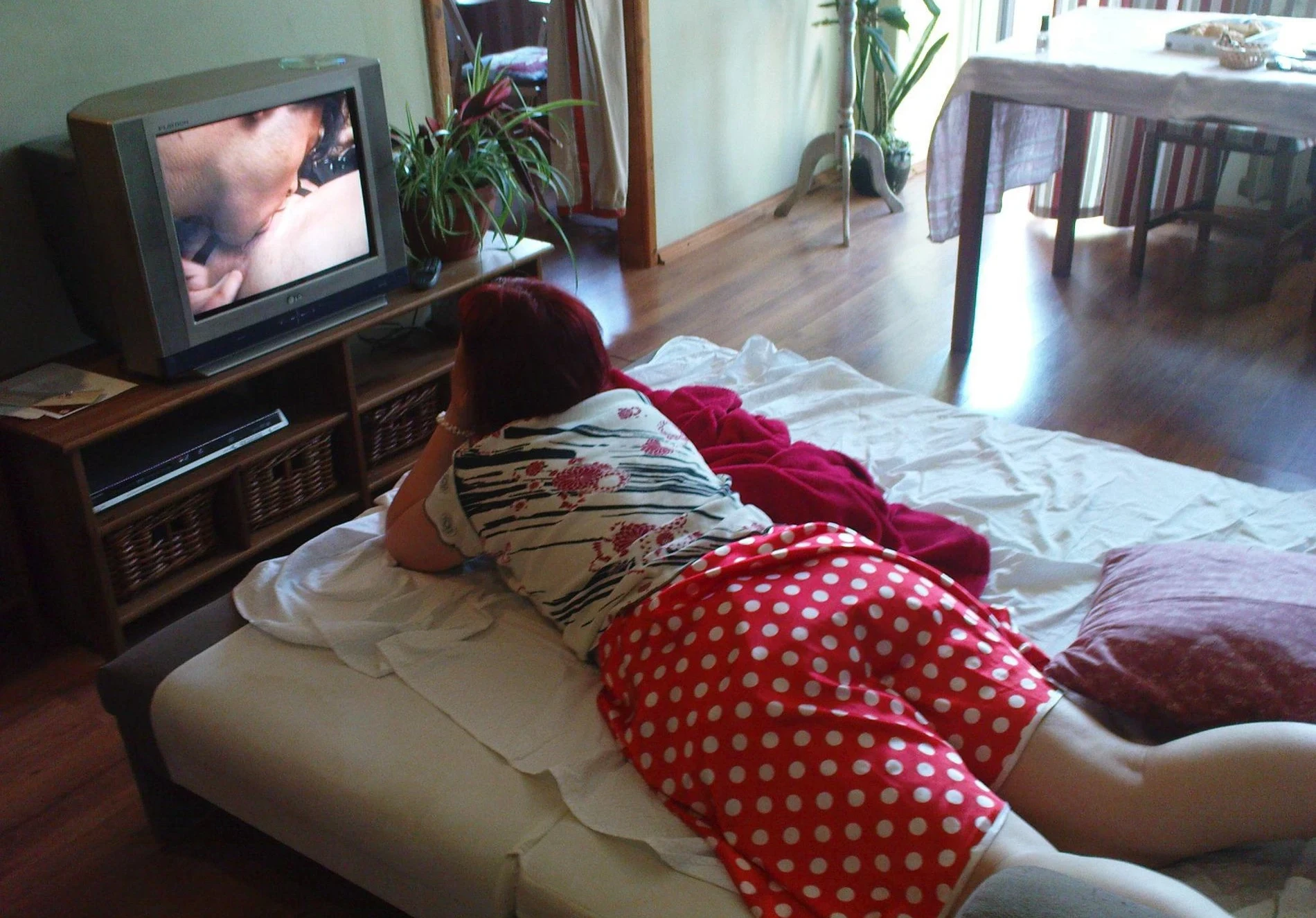 Curvy Babe Fucks Herself with Vibrator - Explicit Amateur Porn Photo