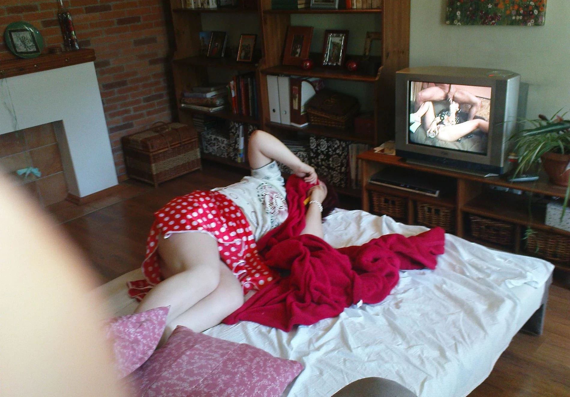 Curvy Babe Fucks Herself with Vibrator - Explicit Amateur Porn Photo