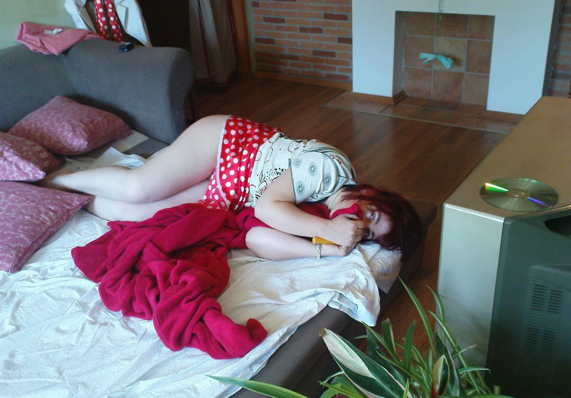 Curvy Babe Fucks Herself with Vibrator - Explicit Amateur Porn Photo