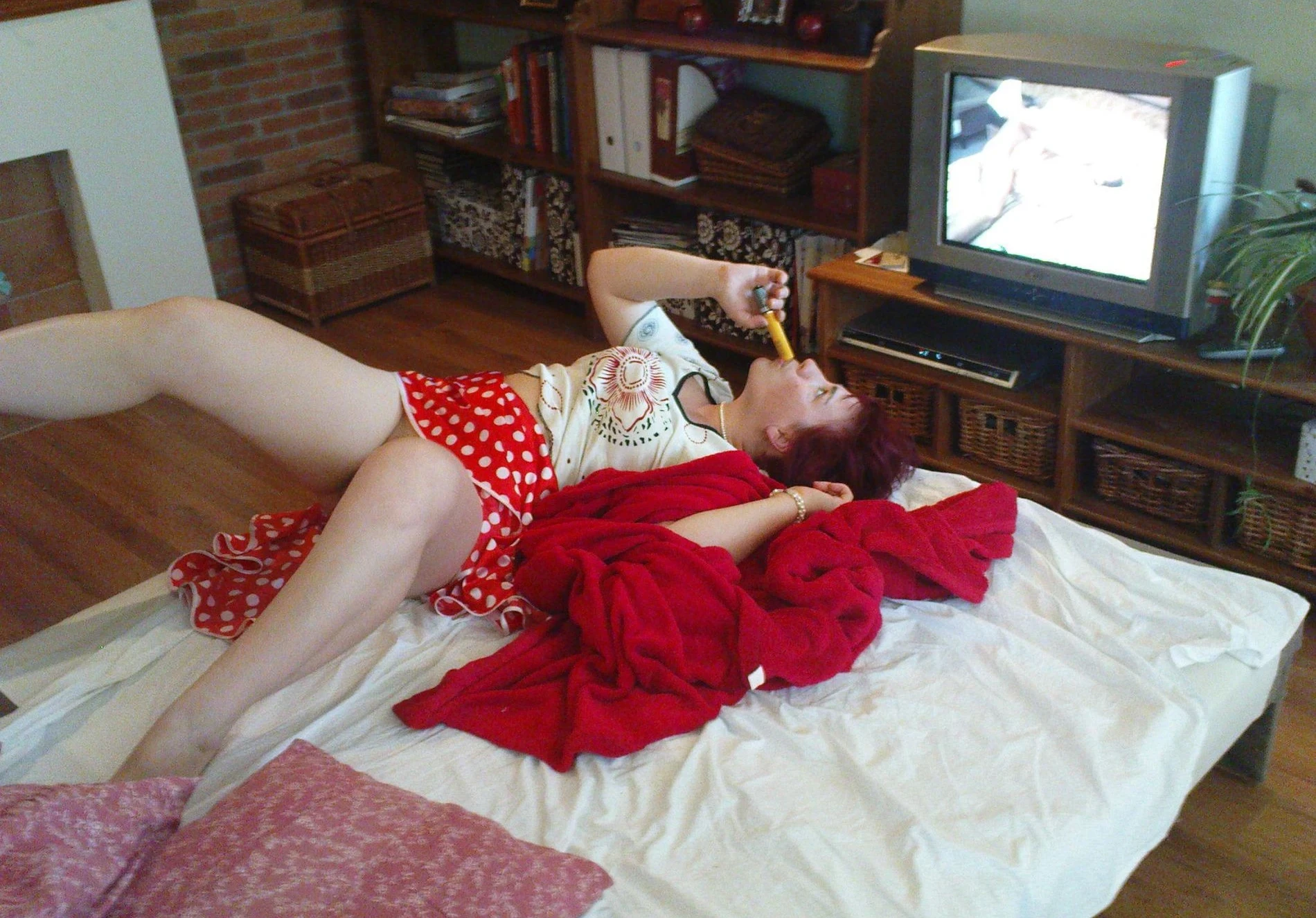 Curvy Babe Fucks Herself with Vibrator - Explicit Amateur Porn Photo