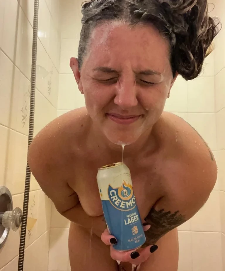 Amateur Girl's Tattooed Intimate Album - Explicit Homemade Porn Pics