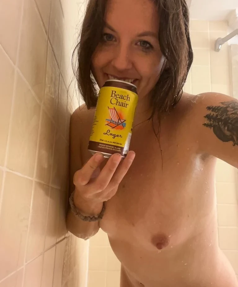 Amateur Girl's Tattooed Intimate Album - Explicit Homemade Porn Pics