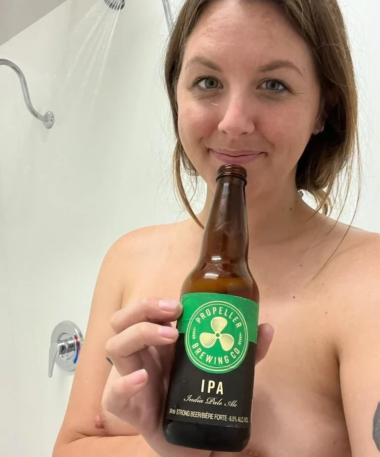 Amateur Girl's Tattooed Intimate Album - Explicit Homemade Porn Pics