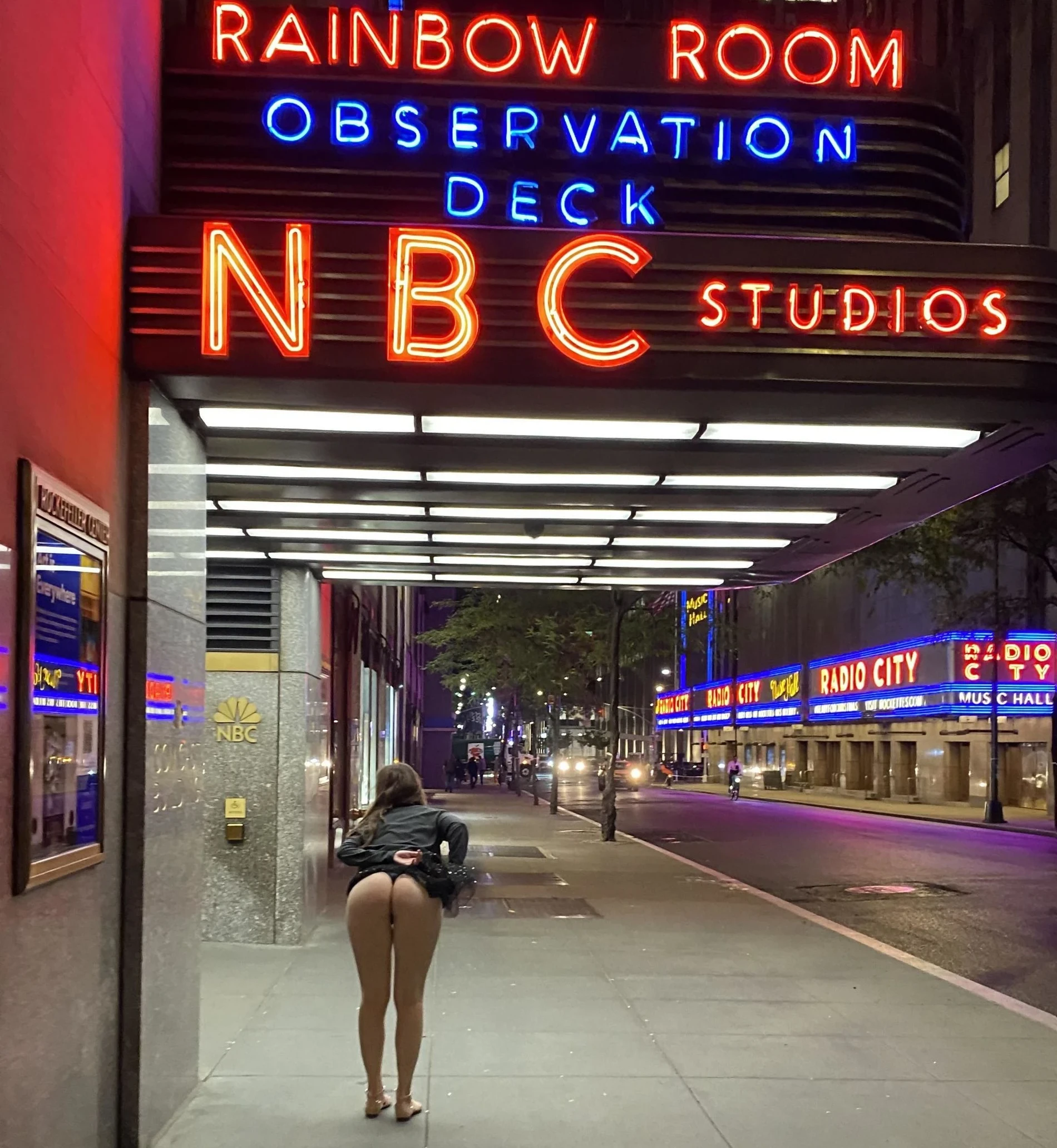 Amateur Girl's Tattooed Intimate Album - Explicit Homemade Porn Pics