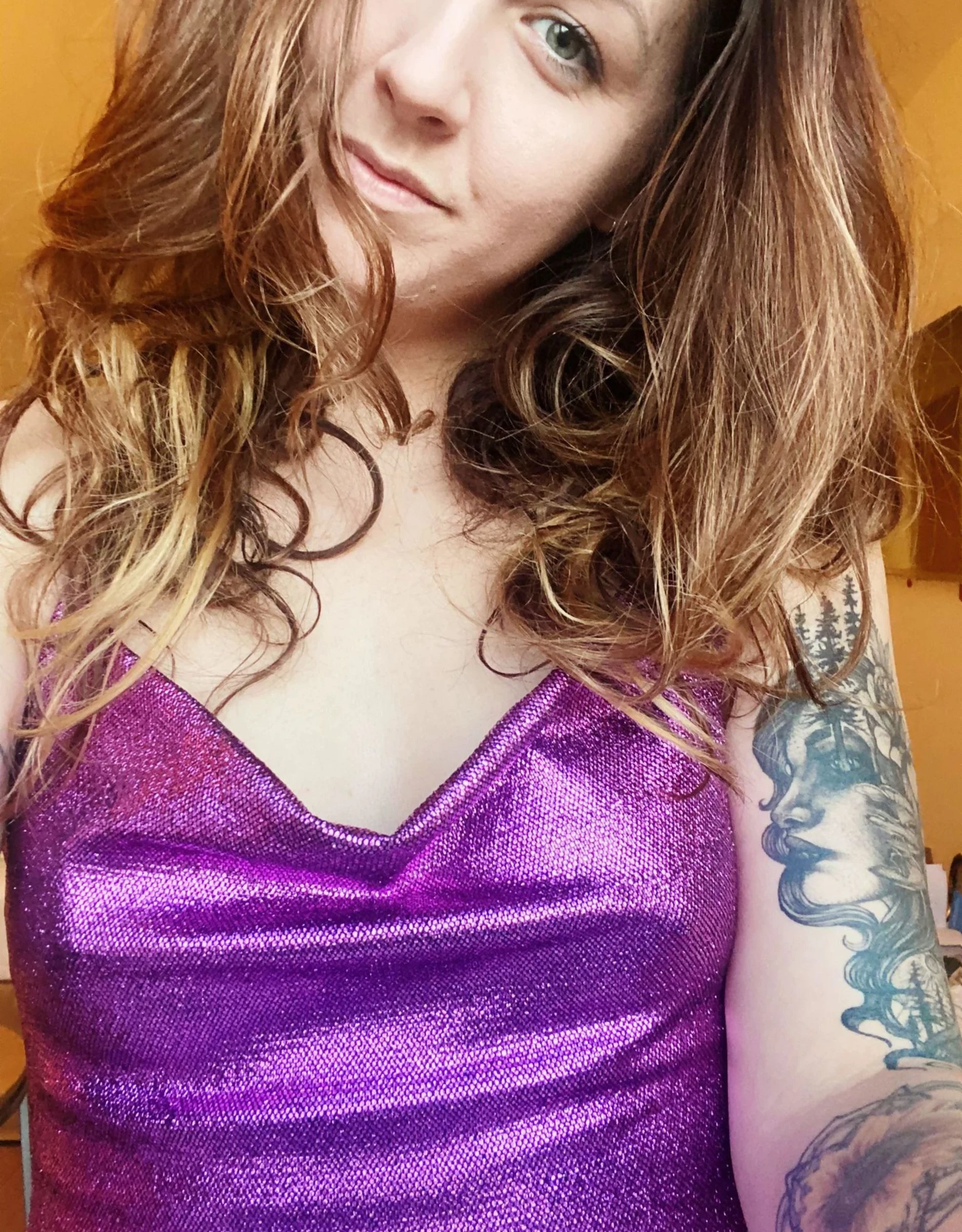 Amateur Girl's Tattooed Intimate Album - Explicit Homemade Porn Pics