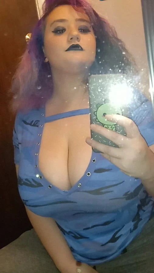 Irishka's Amateur Porn Pics: Explicit Tit Play and More!