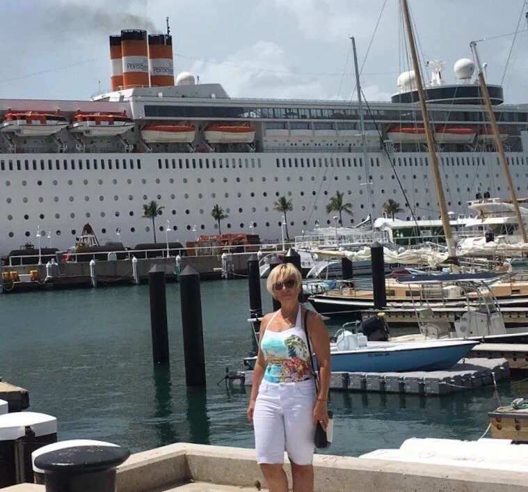 Mature Ludmila Gives Blowjob and Poses Nude - Amateur Porn Pic