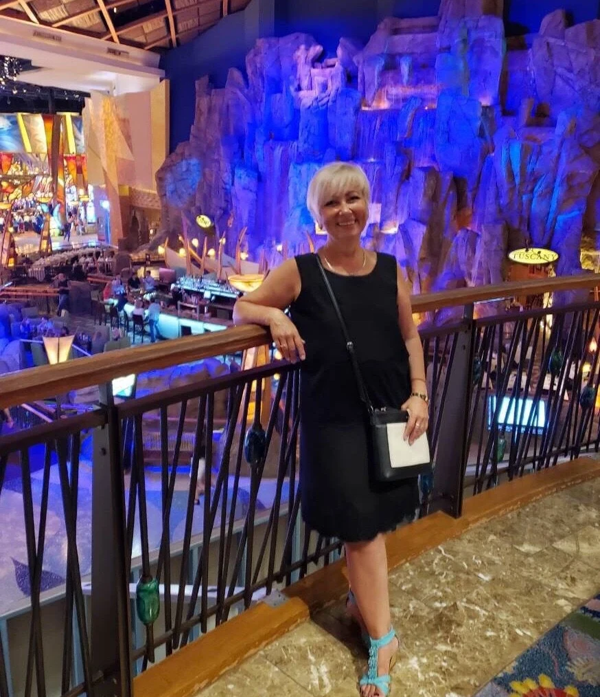 Mature Ludmila Gives Blowjob and Poses Nude - Amateur Porn Pic