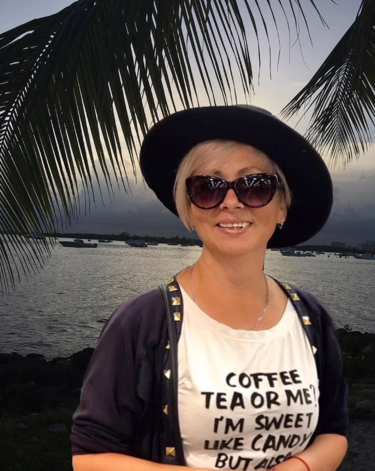 Mature Ludmila Gives Blowjob and Poses Nude - Amateur Porn Pic