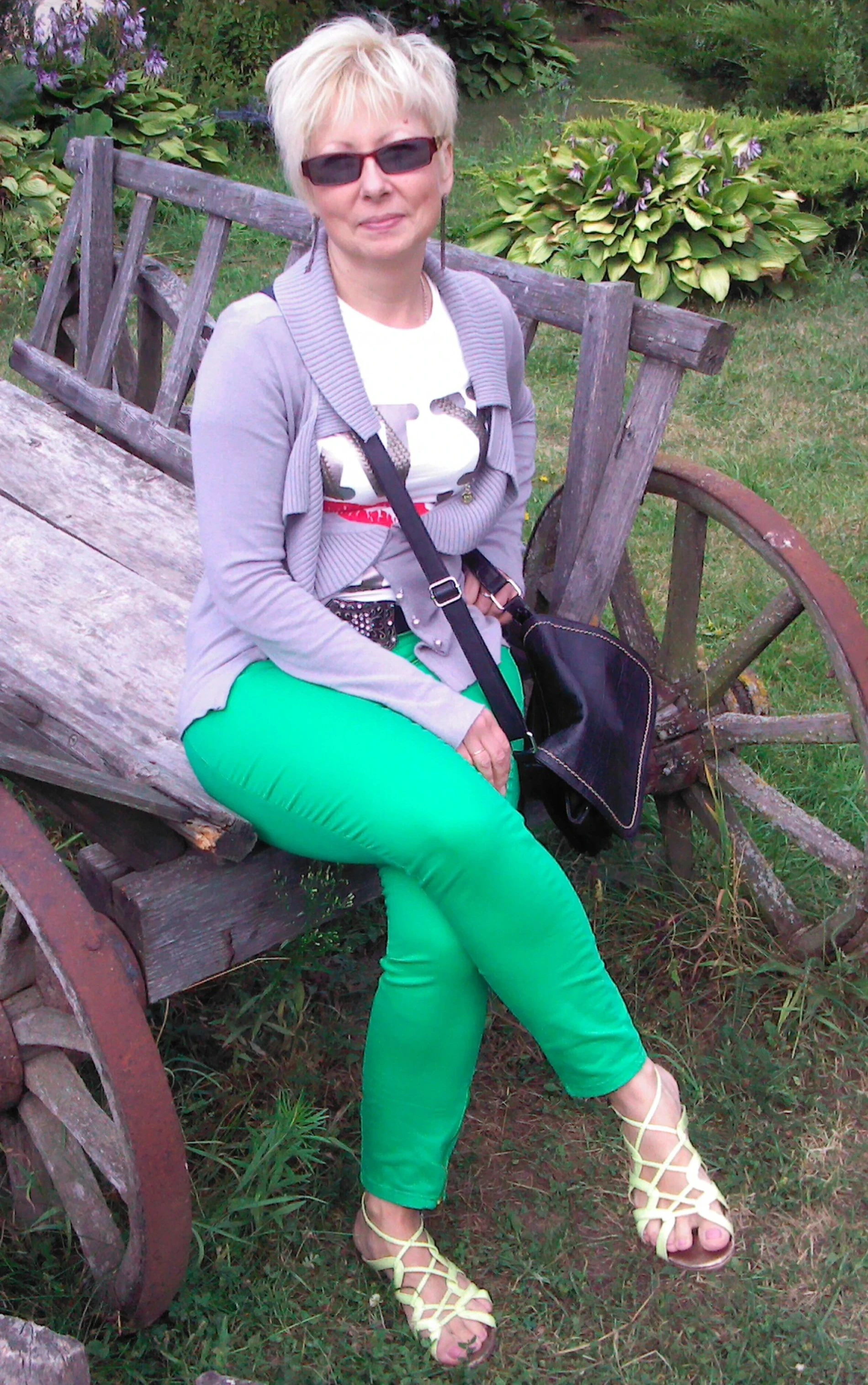 Mature Ludmila Gives Blowjob and Poses Nude - Amateur Porn Pic