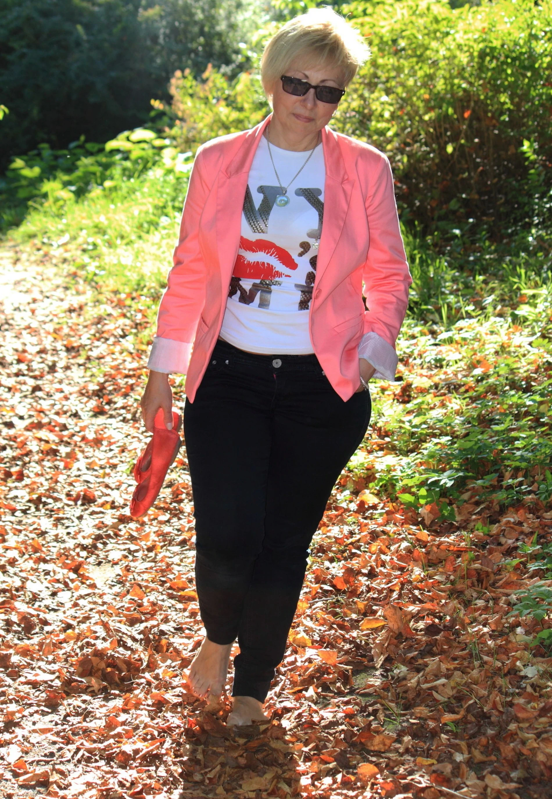 Mature Ludmila Gives Blowjob and Poses Nude - Amateur Porn Pic