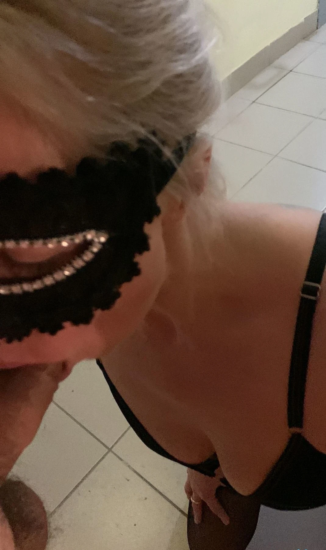 Blowjob in Stairwell: Amateur Porn Photo (Explicit)