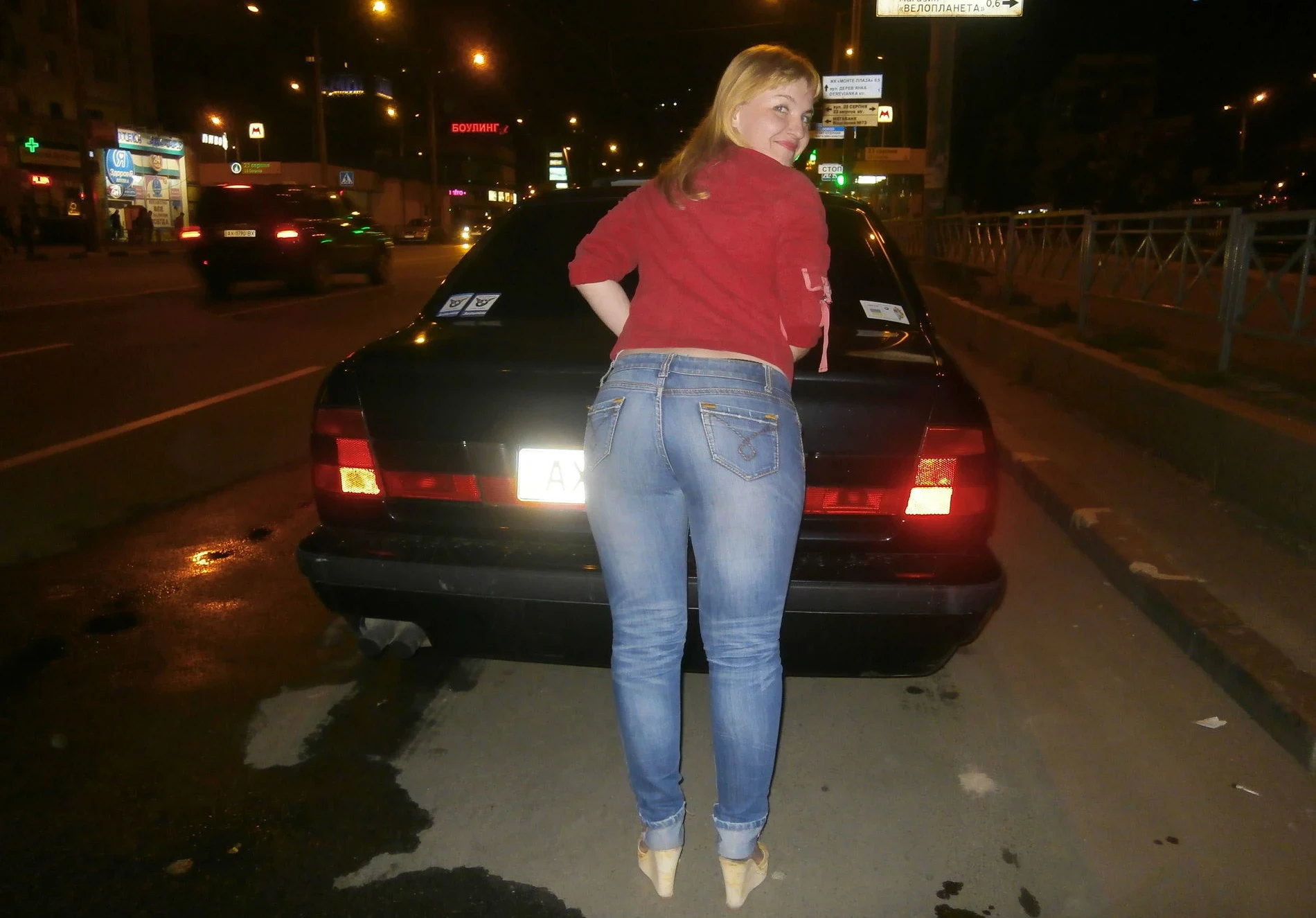 Hotwife Gangbang in Sauna with Caucasian Men - Amateur Porn 4