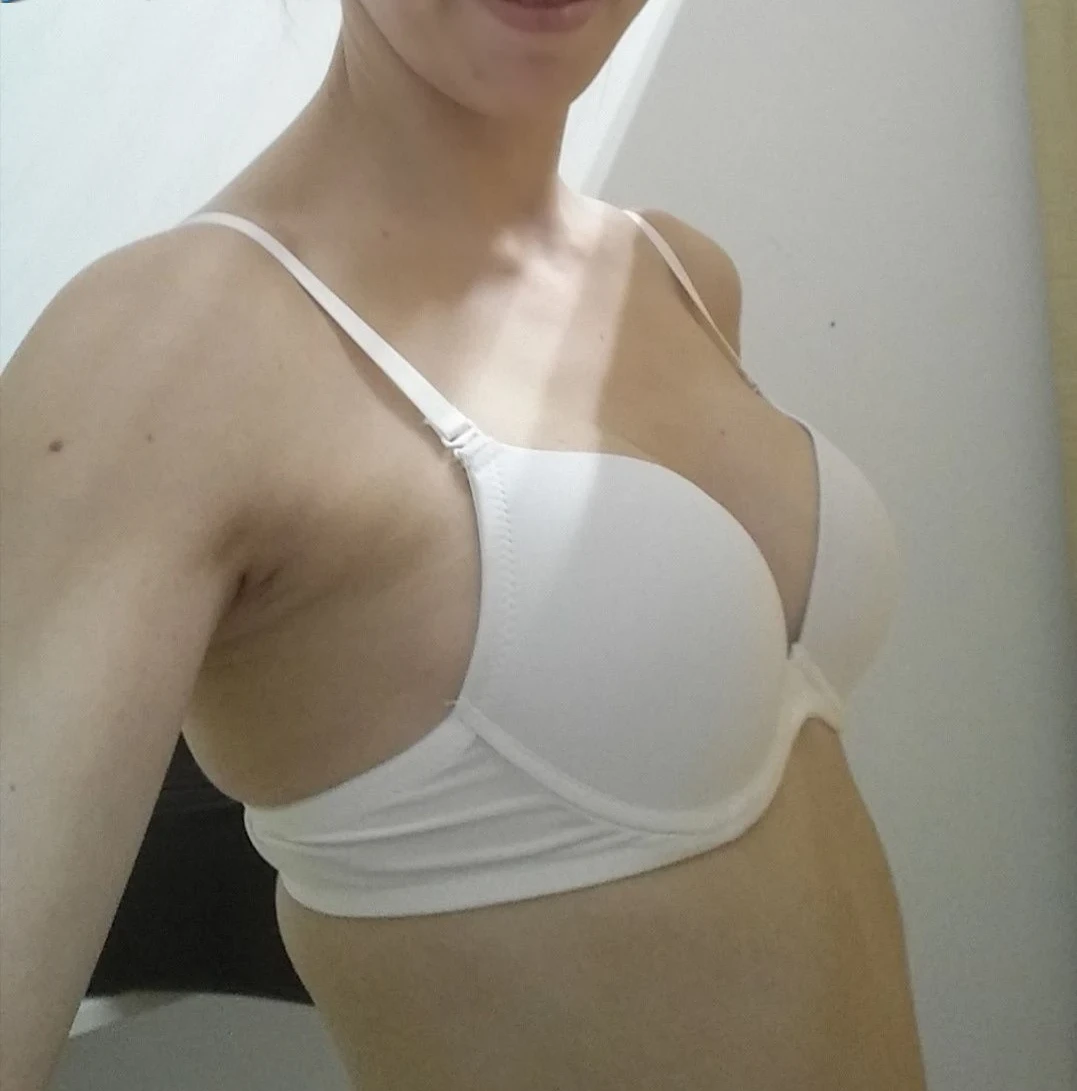 Natalya Willing to Do Anything: Explicit Amateur Porn Photo