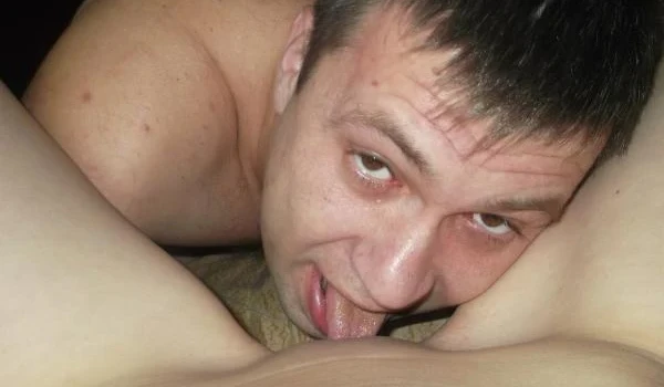 Licked Shaved Pussy Amateur Porn Pic - Explicit Cunnilingus Action