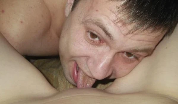 Licked Shaved Pussy Amateur Porn Pic - Explicit Cunnilingus Action