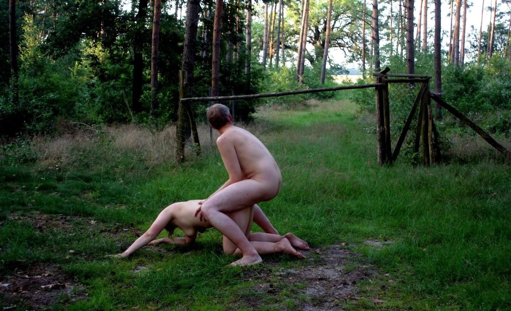 Couple Having Sex Outdoors: Explicit Amateur Forest Porn!