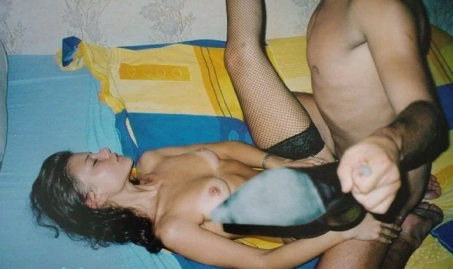 Caught Slut Lenka and Fucked Her at Home - Explicit Amateur Porn