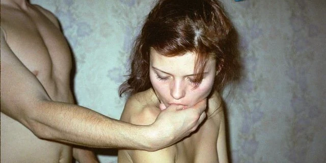 Caught Slut Lenka and Fucked Her at Home - Explicit Amateur Porn