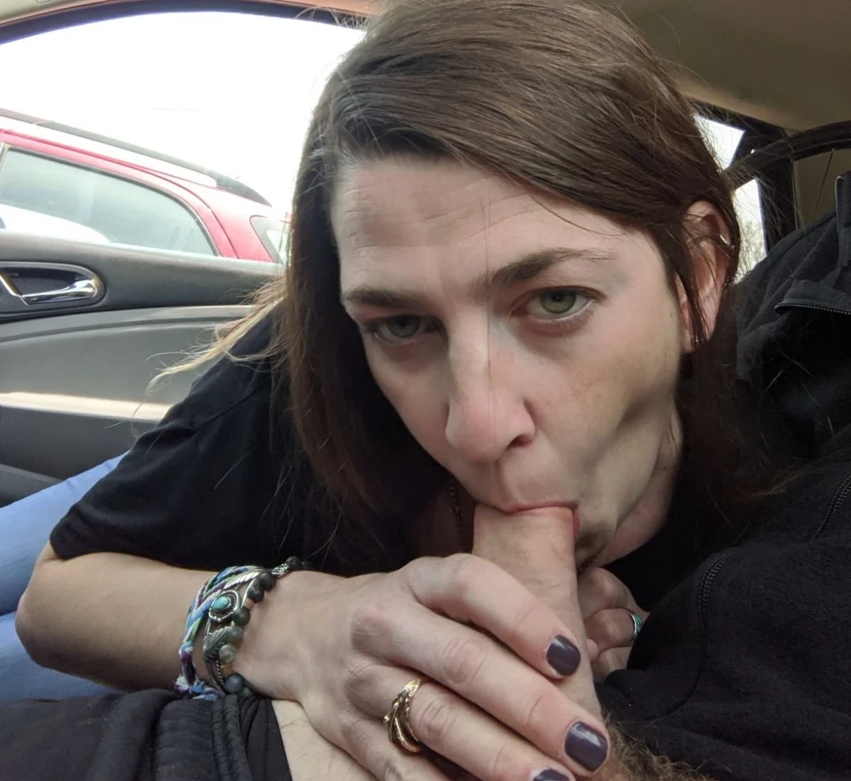 Hardcore Car Fuck: Amateur Porn Photos of Hot Russian Teens Getting Naughty