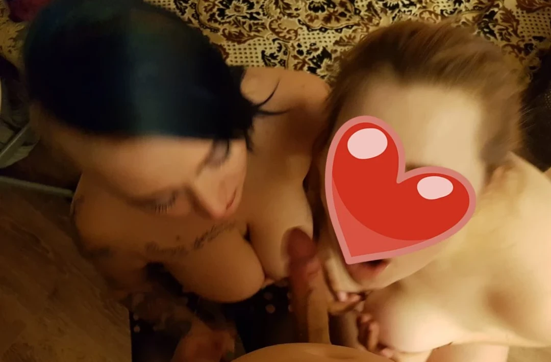 Curvy Babes Olga and Nastya Fuck Friend - Amateur Porn Photo