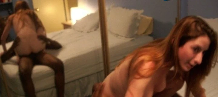 Allowed Girlfriend to Fuck Others: Amateur Porn Photo with Explicit Threesome Action