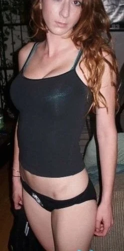 Allowed Girlfriend to Fuck Others: Amateur Porn Photo with Explicit Threesome Action