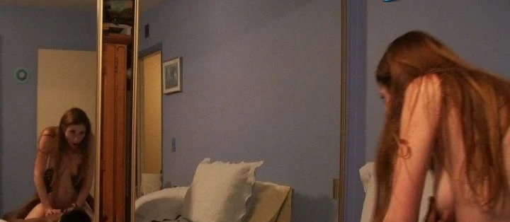 Allowed Girlfriend to Fuck Others: Amateur Porn Photo with Explicit Threesome Action