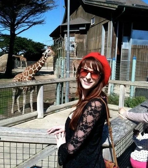 Allowed Girlfriend to Fuck Others: Amateur Porn Photo with Explicit Threesome Action