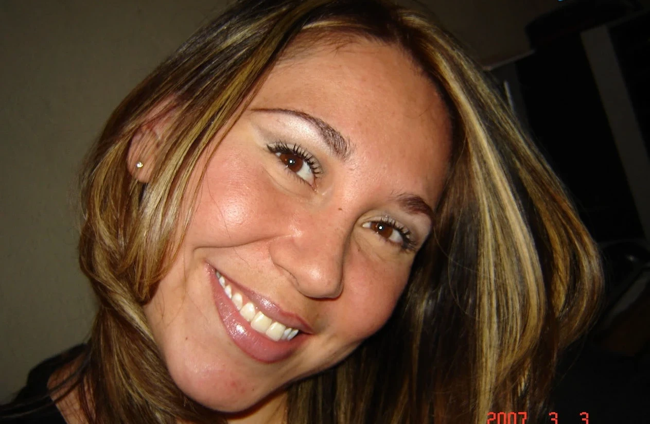 Fiery Slutty Bride in Amateur Porn Photos - Redhead Fiancee Gets Naughty