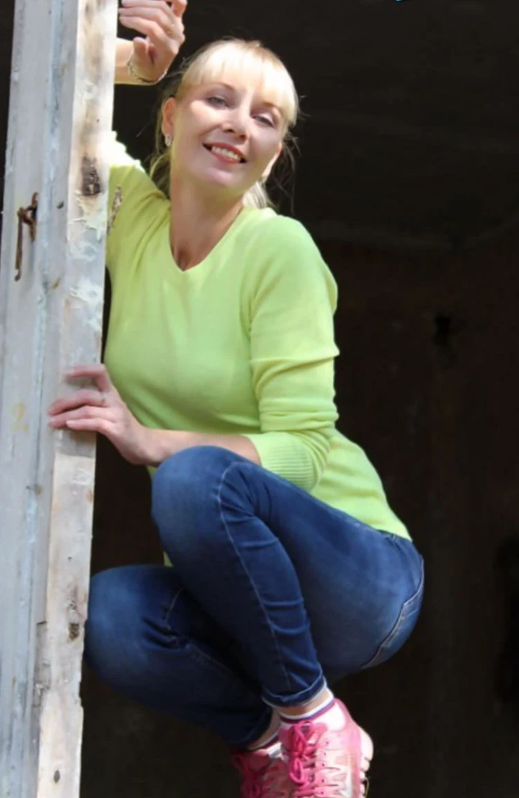 Hot Russian Amateur Oksana's Explicit Sex Tape Exposed