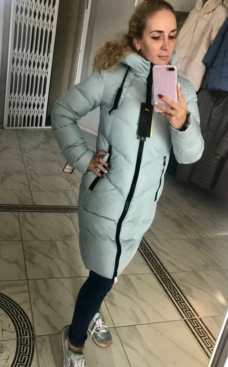 Hotwife Elena Deepthroats in Amateur Porn Photo - Explicit Blowjob Action