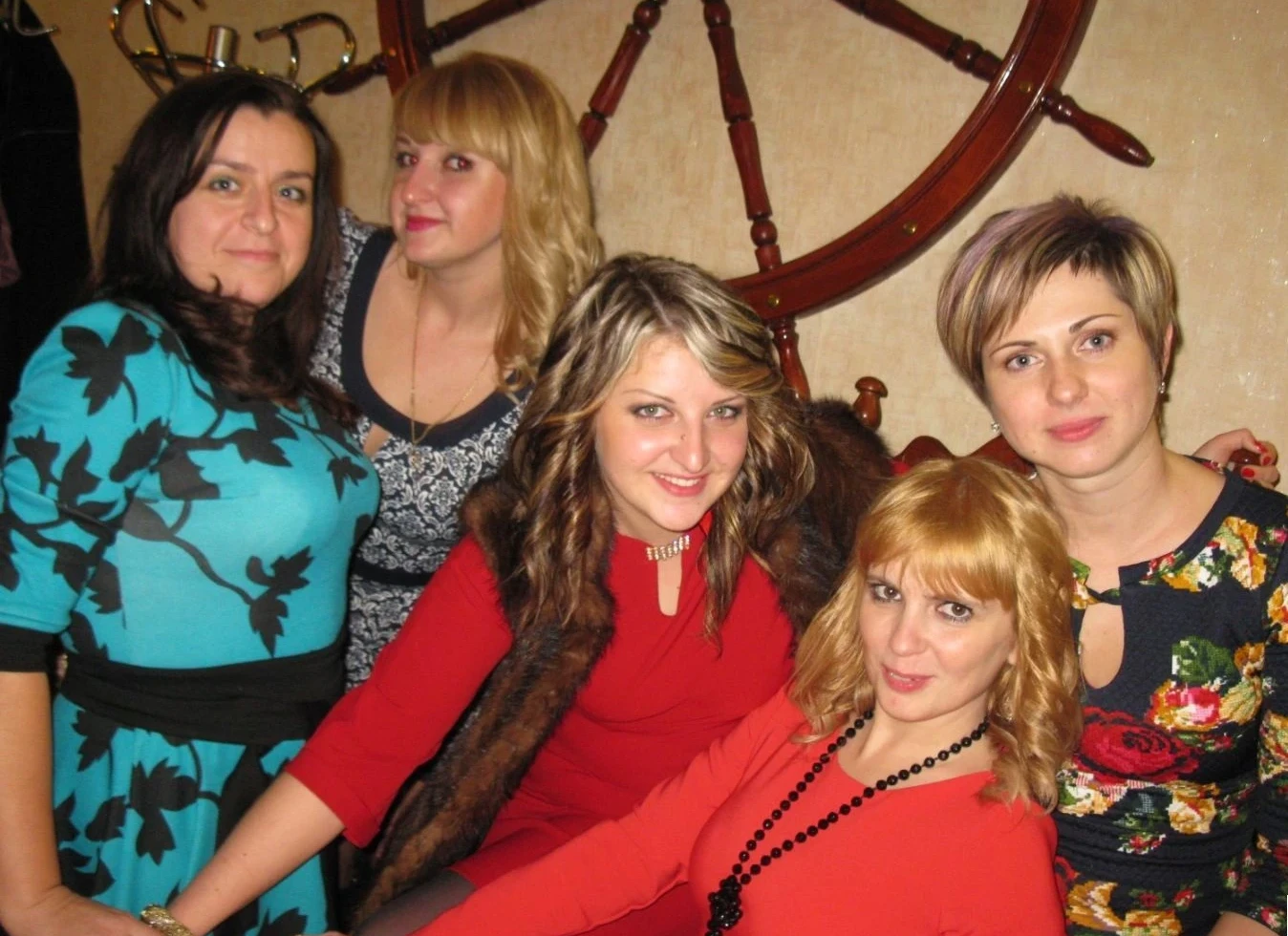 Hot Amateur Wife Elizabeth's Explicit Sex Photos