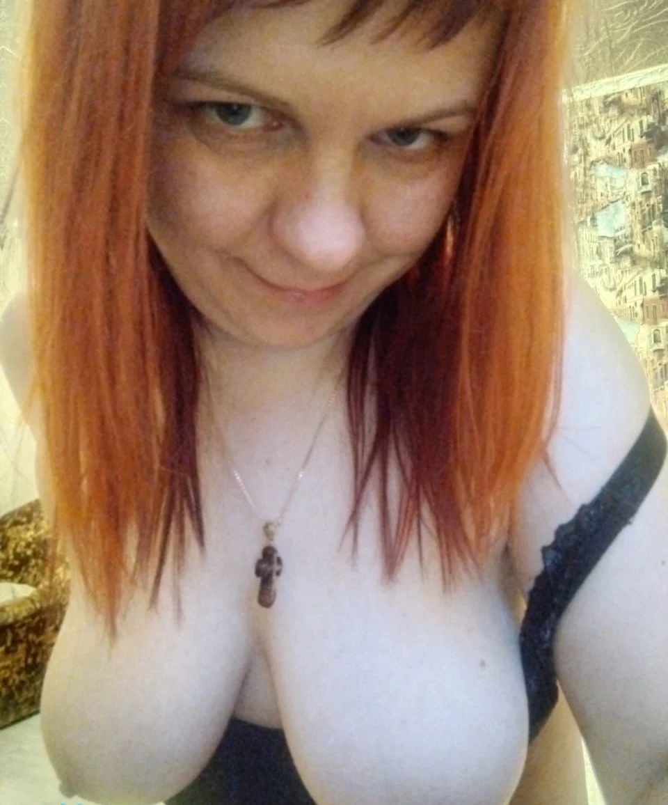 Amateur Slut Masha and Her Naughty New Toy - Explicit Homemade Porn