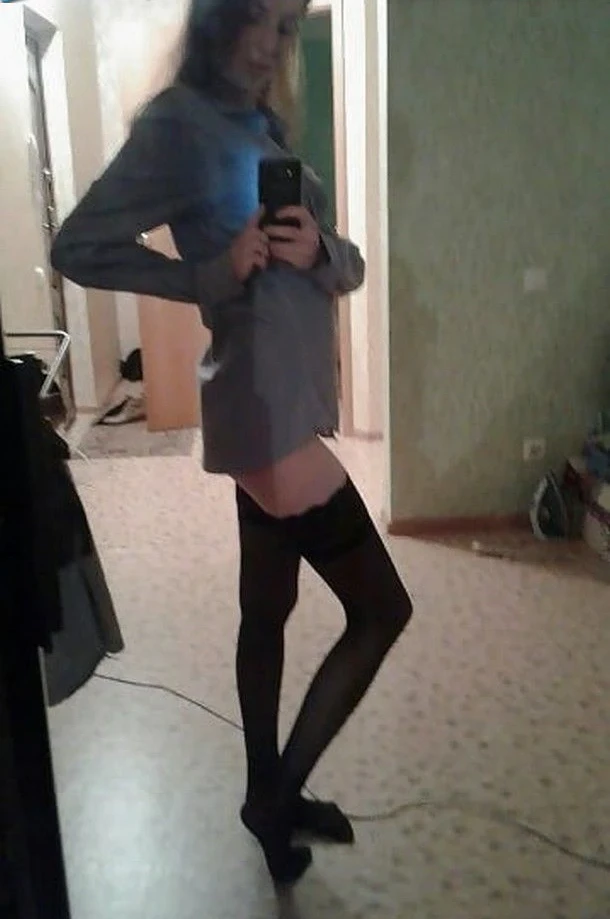 Amateur Slut Marinika Part 1: Explicit Porn Photos