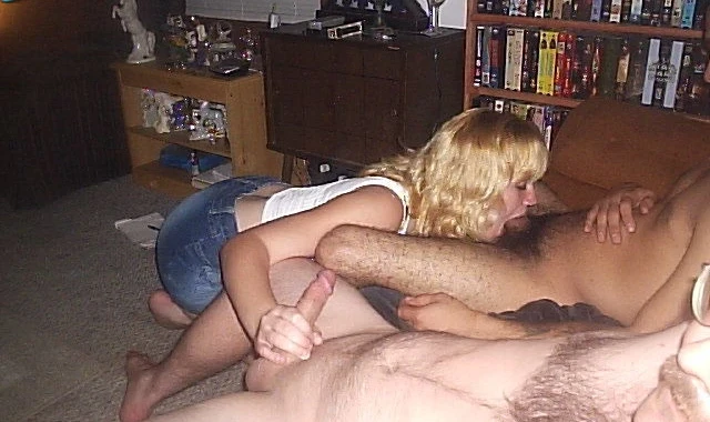 Slut Loves to Suck - Amateur Porn Blowjob Photo