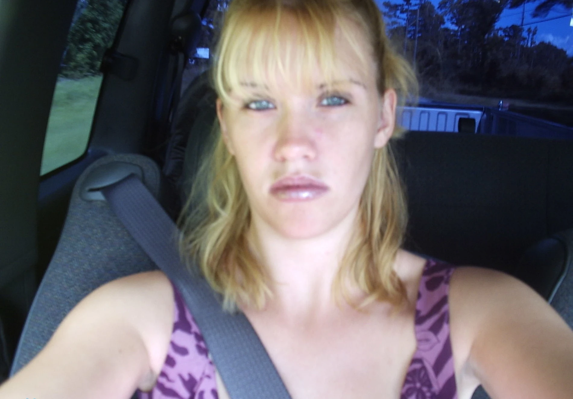 Big Boobed Amateur Exposed: XXX Amateur Porn Pics